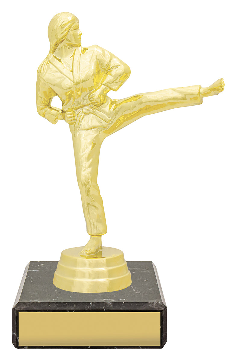 Figure Trophy - Female Karate - 145mm
